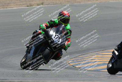 media/Apr-09-2023-SoCal Trackdays (Sun) [[333f347954]]/Turn 10 (115pm)/